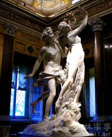 阿波罗与达芙涅雕像