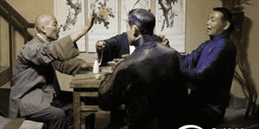 中国酒文化：男人们一喝酒为什么都喜欢划拳？