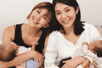 孙燕姿抱杨采妮的宝宝幸福洋溢 网友:两位妈妈都很很萌很美