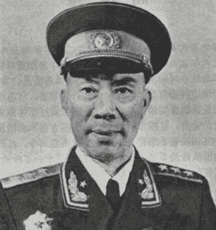周士第原本是林彪上司，做了什么事导致被降级？