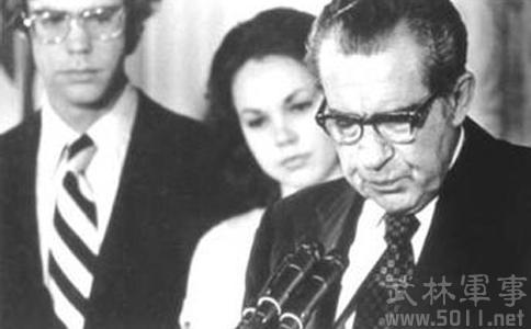 水门事件后尼克松向白宫政府辞职告别演讲