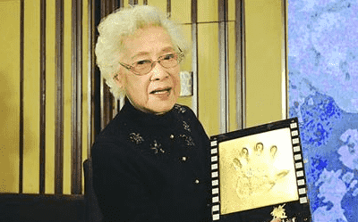 【秦怡的儿子】95岁秦怡做客“克勒门”回首艺术生涯风雨人生