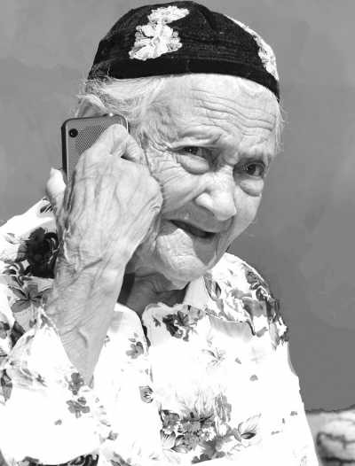阿丽米罕·色依提，128岁，新疆疏勒县人
