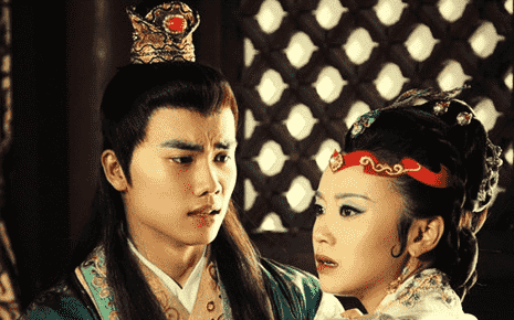 贾蓉和秦可卿的感情经历了怎样的变迁？