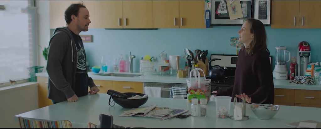 奥斯卡短片《邻居的窗》：“偷窥邻居夫妻私生活后，我想离婚了”