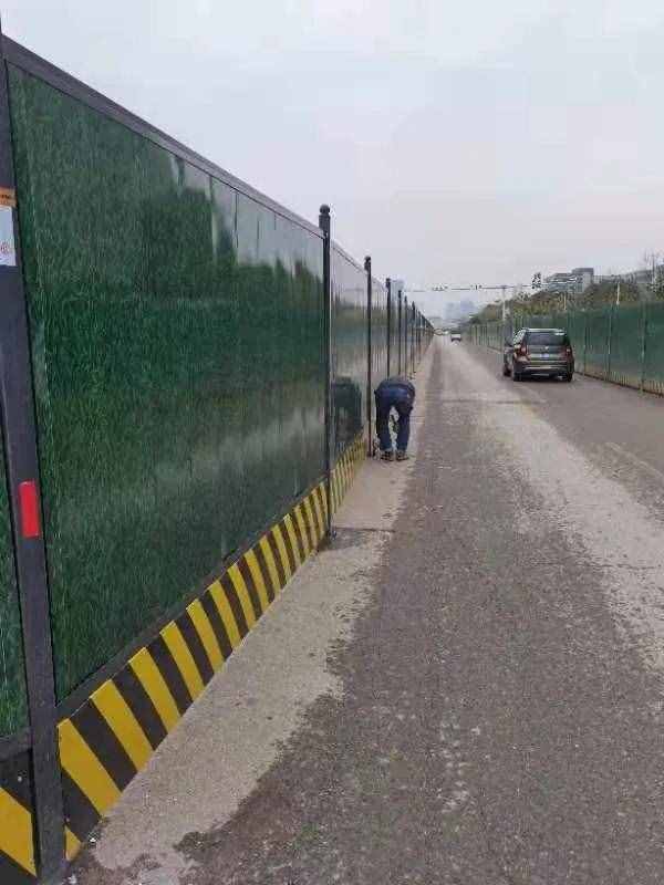 工地围挡护栏多少钱一米？