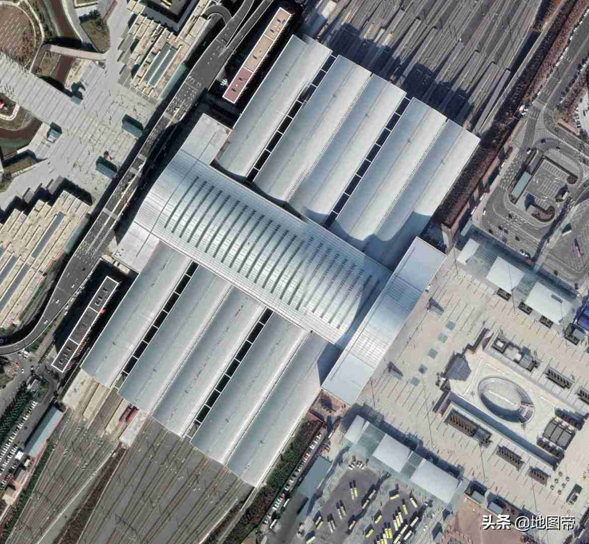 哈尔滨西站，世界高寒铁路温差最大高铁站
