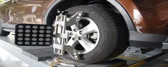 汽车知识解答：轮胎侧面剐蹭影响四轮定位吗？