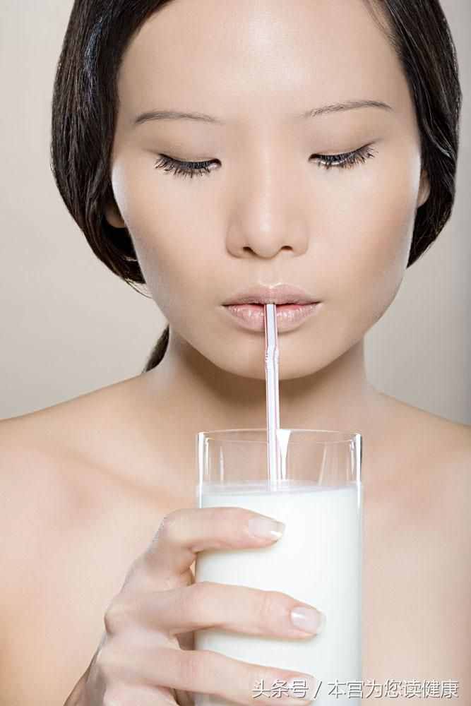 经常喝牛奶的女人，会变成这样