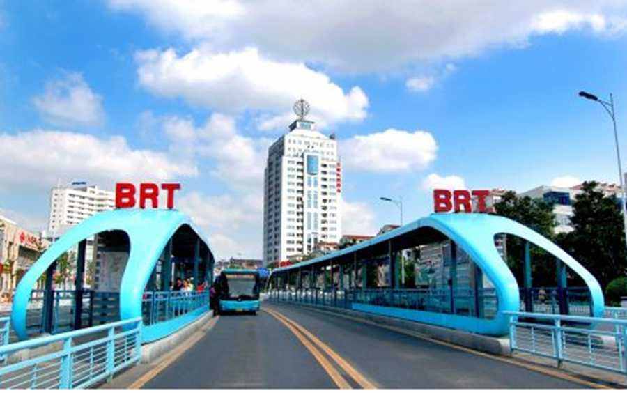 比公交更方便、国内外多个城市都在用,带您看看城市的特色交通BRT