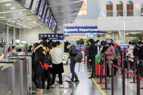 浦东机场航班动态（上海浦东机场航站楼运行正常）