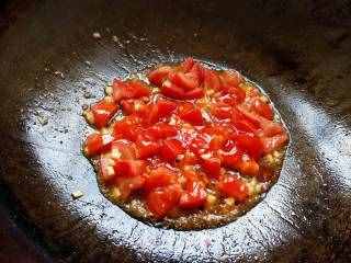 西红柿烧茄子的做法步骤：9