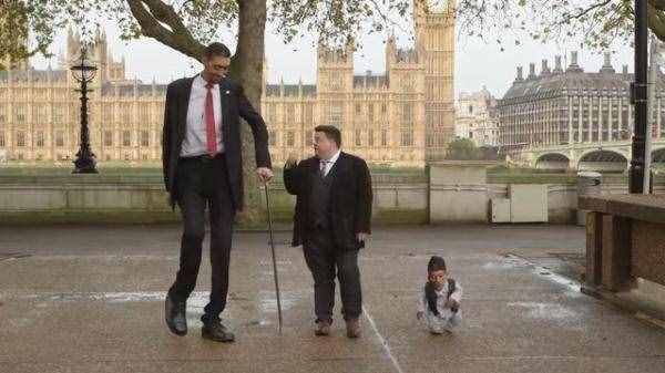 世界上最矮的男人，身高仅有0.5米，他一辈子都没有娶老婆