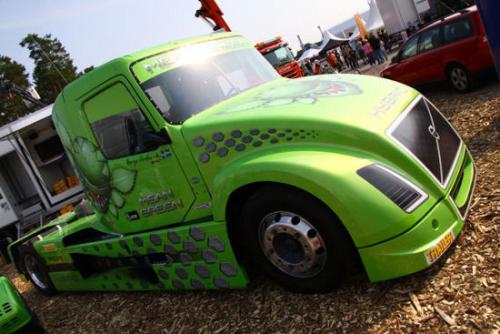 沃尔沃混合动力卡车MeanGreen创造了新的世界速度记录