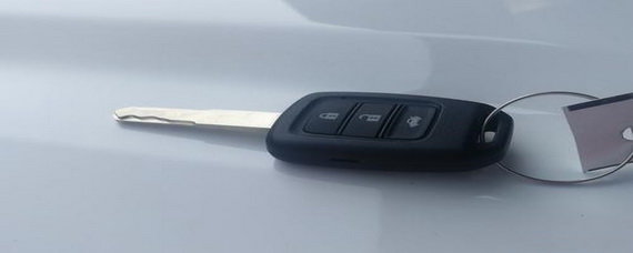 汽车知识解答：锋范遥控钥匙隐藏功能是什么？