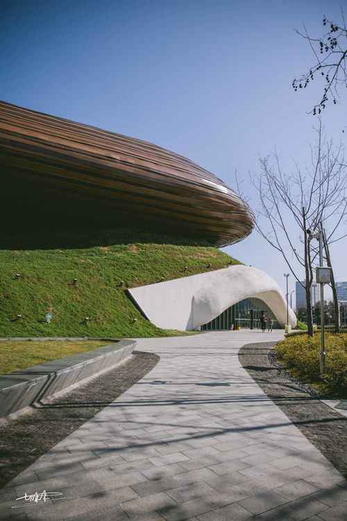 江苏三线小城网红博物馆，入选中国十大最丑建筑，究竟是美还是丑