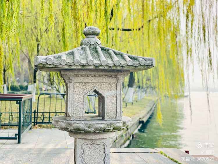 欣赏杭州西湖美景，听听关于西湖的优美传说和民间故事