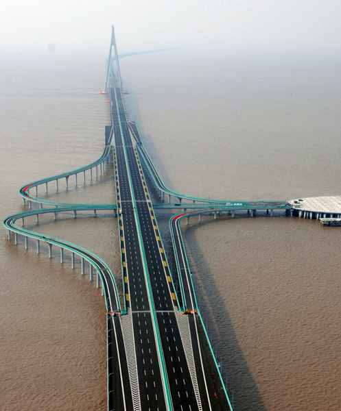 世界最长的7座桥5条在中国，最长的超过150公里