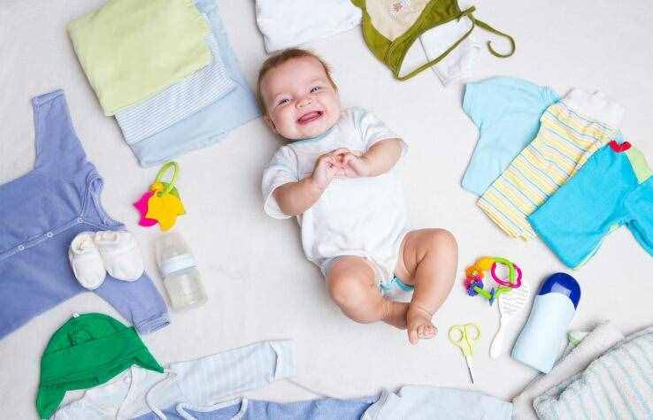 婴儿衣服（0-12个月宝宝衣服挑选指南）
