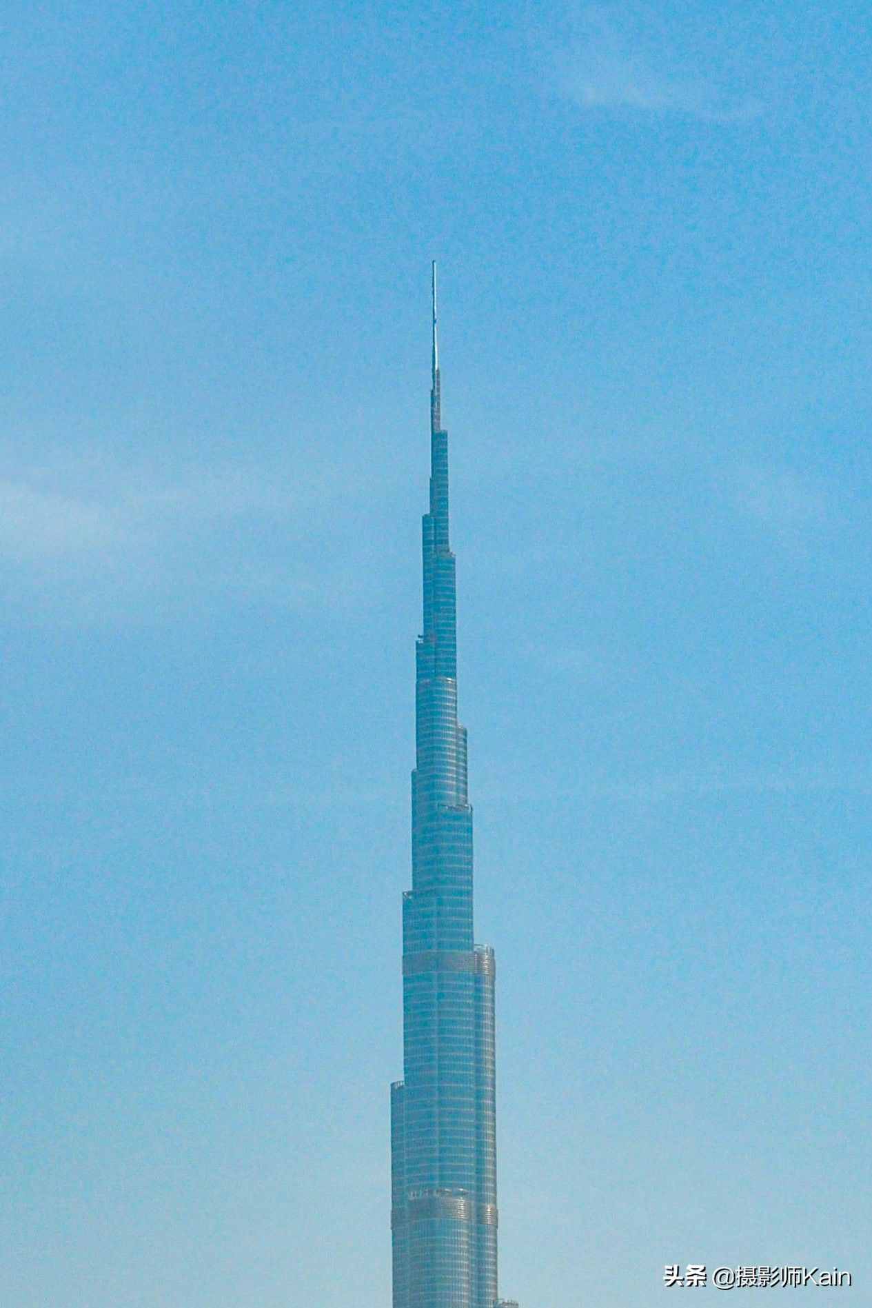 世界第一高建筑，位于中东的沙漠中，建成十年仍未被超越