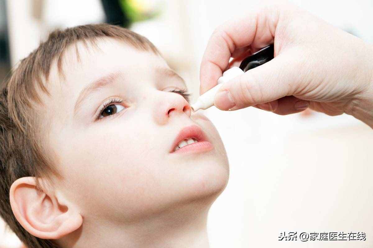 孩子出现过敏性鼻炎，会出现这4大症状！很常见