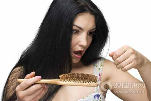 每天掉多少头发属于正常？