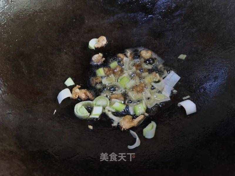 海米烧丝瓜：不用过多调味料，只需放盐就特别鲜美