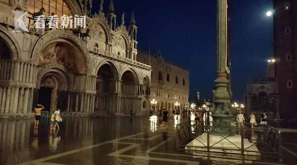 威尼斯圣马可广场（“水城”威尼斯再被淹）