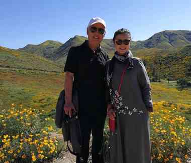 66岁姜黎黎：凭《红牡丹》大火，曾身患肿瘤，今幸福得让人眼红