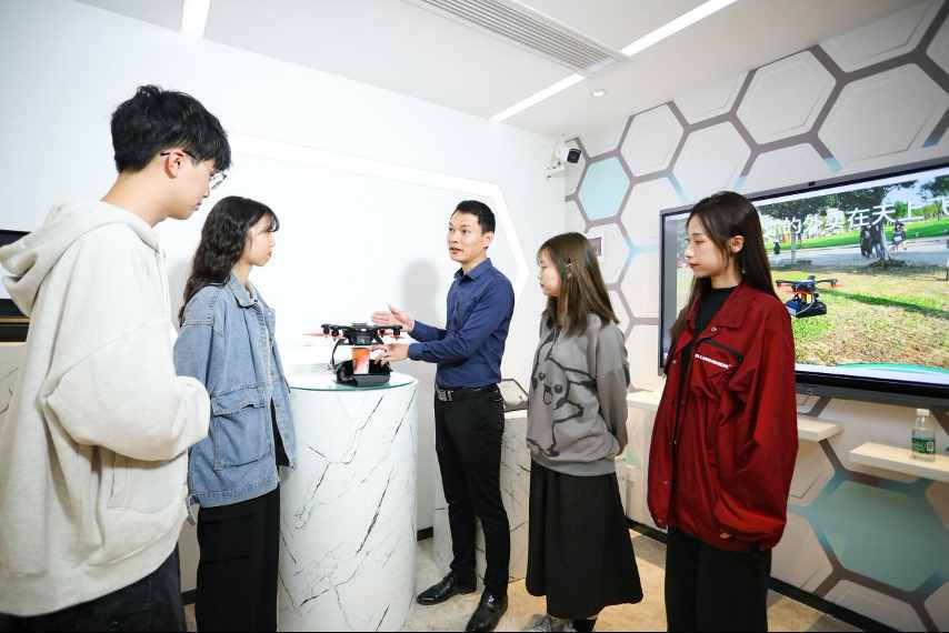 立足创新驱动发展战略，广东南华工商职业学院致力打造创新创业教育示范学校