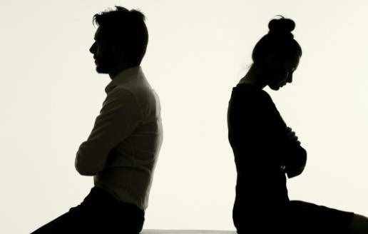 离婚会带来大的危害性 离婚易引发抑郁症和高血压