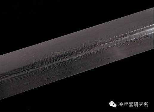 中国古代的铁匠都是怎么炼铁铸剑的？