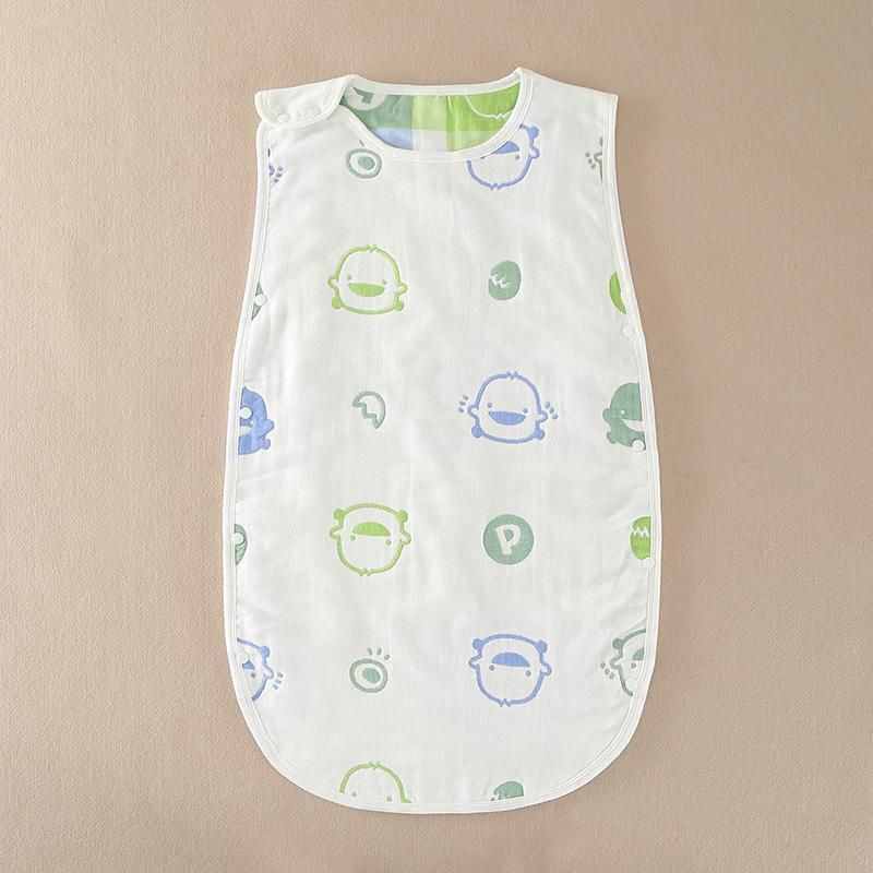 0-3个月的宝宝最需要保护，制作一个防风的睡袋，让宝宝健康成长