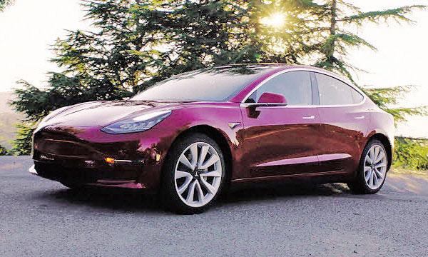 车市资讯：特斯拉邀请预订者设计Model 3 交付时间仅需4周？