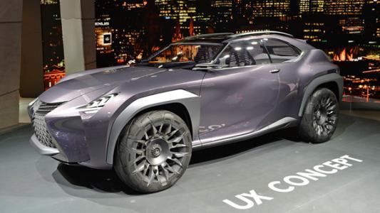 雷克萨斯UX概念车在2016年巴黎车展上显得过时